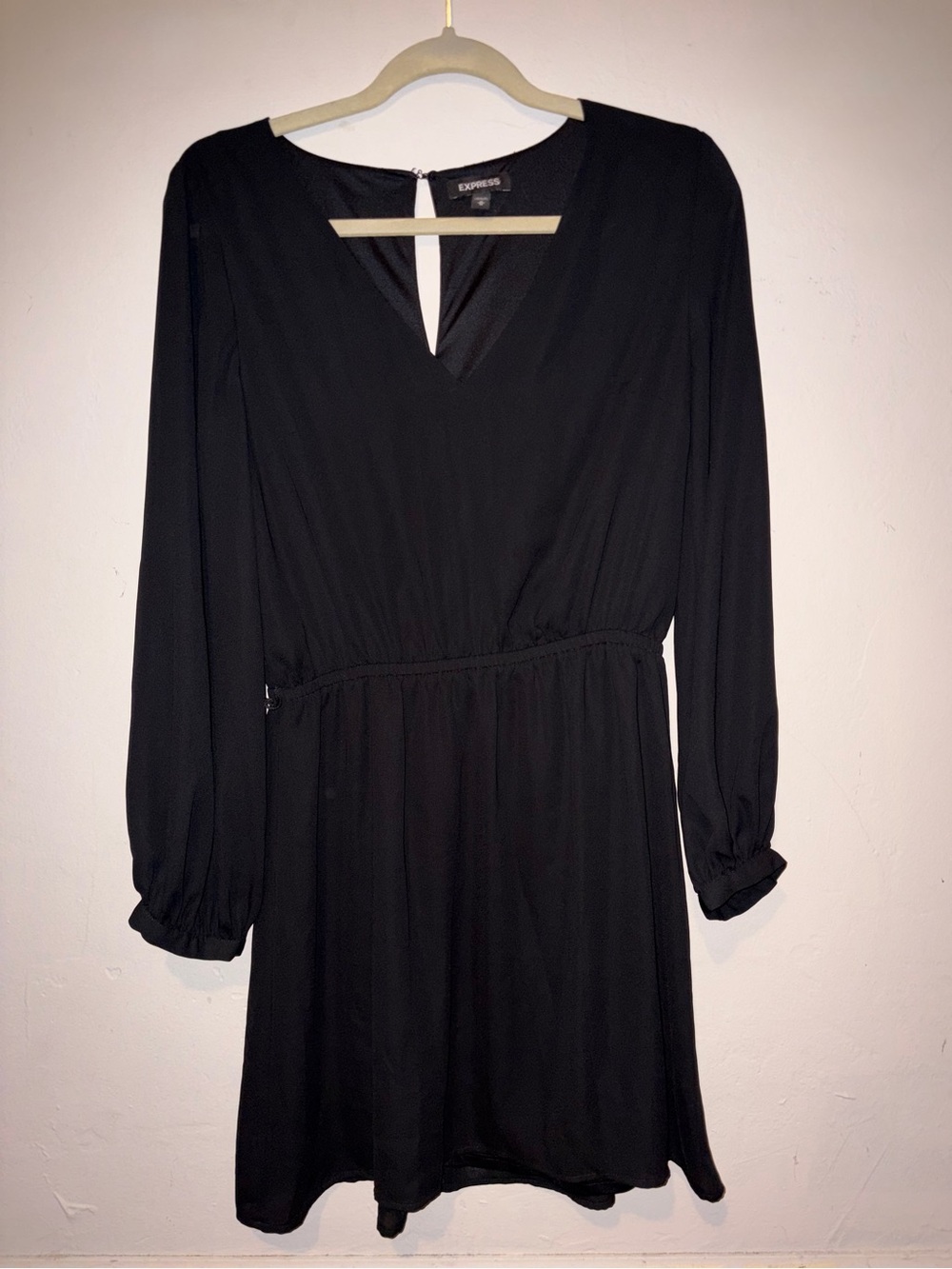 Express Black Long-Sleeve Keyhole Waist Dress